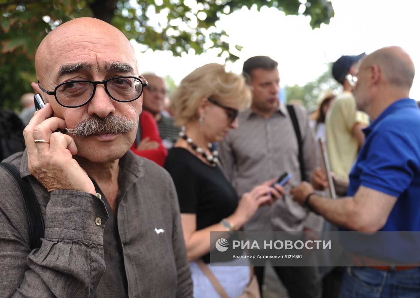 Акция в поддержку участниц панк-группы Pussy Riot в Москве