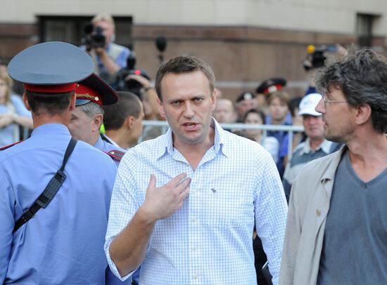 Акция в поддержку участниц группы Pussy Riot в Москве