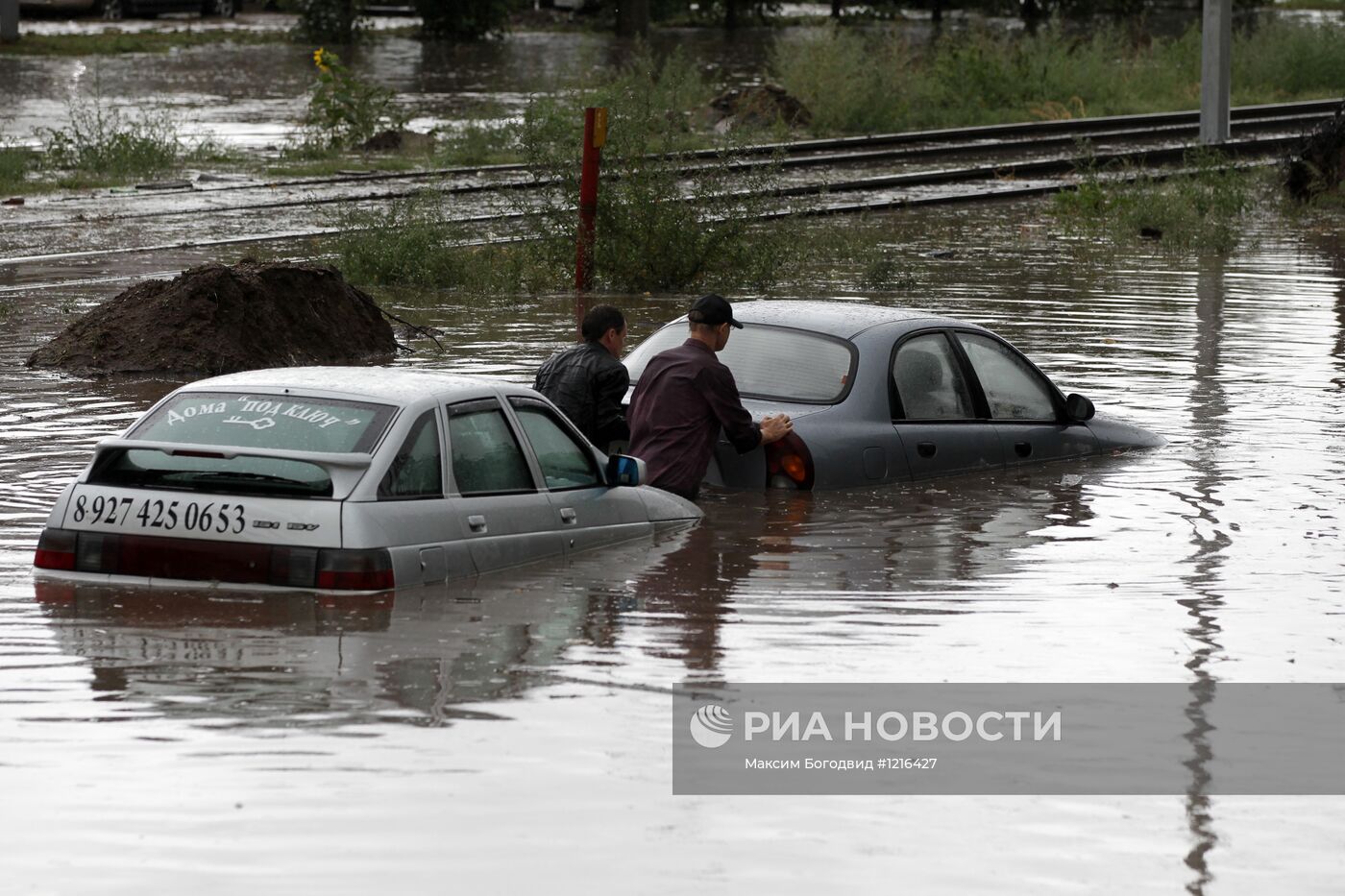 Последствия сильного дождя в Казани