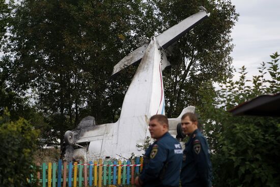 Крушение легкомоторного самолета в Ленинградской области