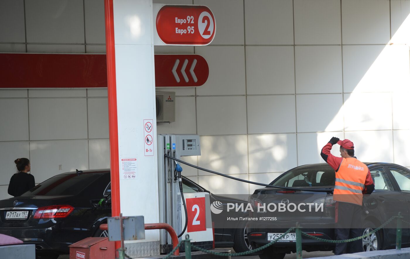 Повышение цен на топливо на АЗС компании "Лукойл"