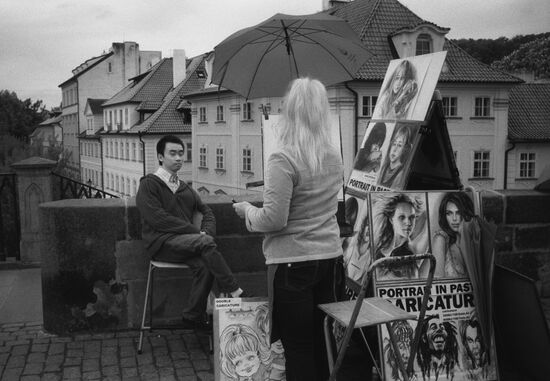 Уличные художники в Праге