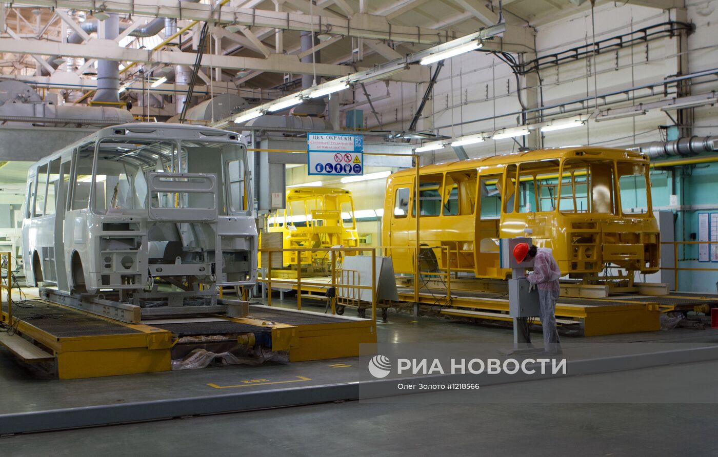 Работа Павловского автобусного завода