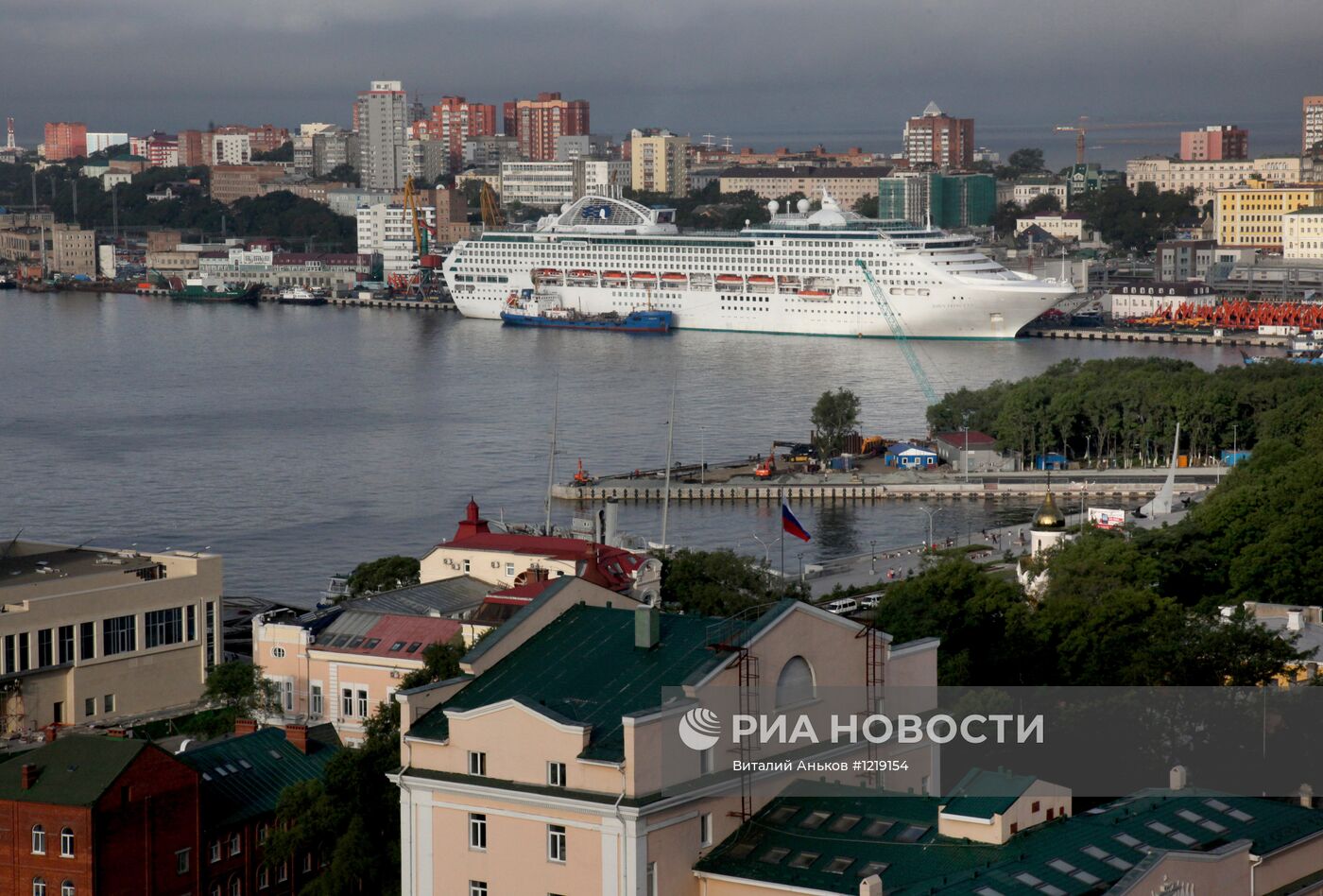 Трансокеанский теплоход Dawn Princess прибыл во Владивосток