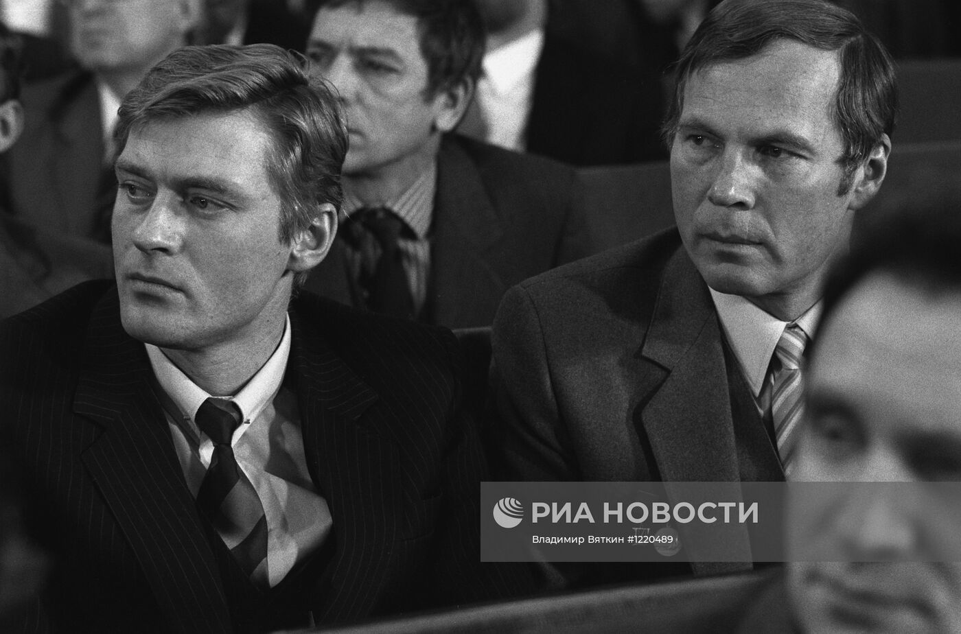 Артисты Б.В. Щербаков и В.В. Гостюхин