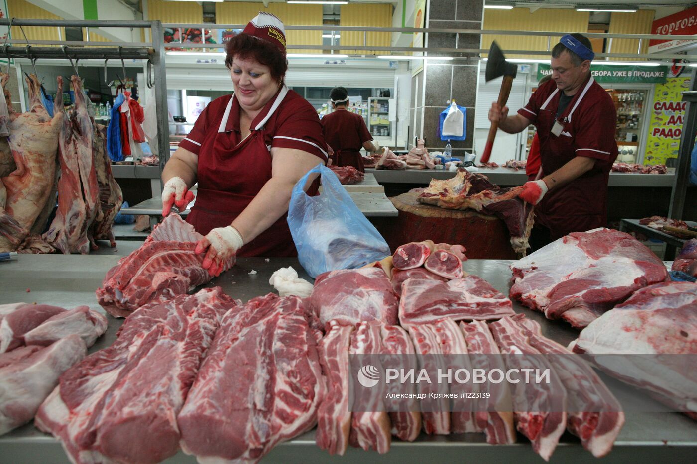 Контроль качества мяса на Центральном рынке Новосибирска