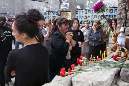 Траурные мероприятия в годовщину трагедии в Беслане