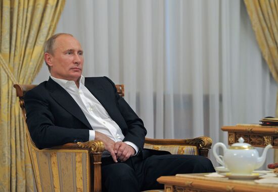В.Путин посмотрел трансляцию выступлений российских дзюдоистов