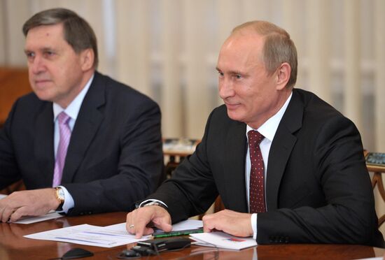 Встреча В.Путина с руководителями профсоюзных центров экономик