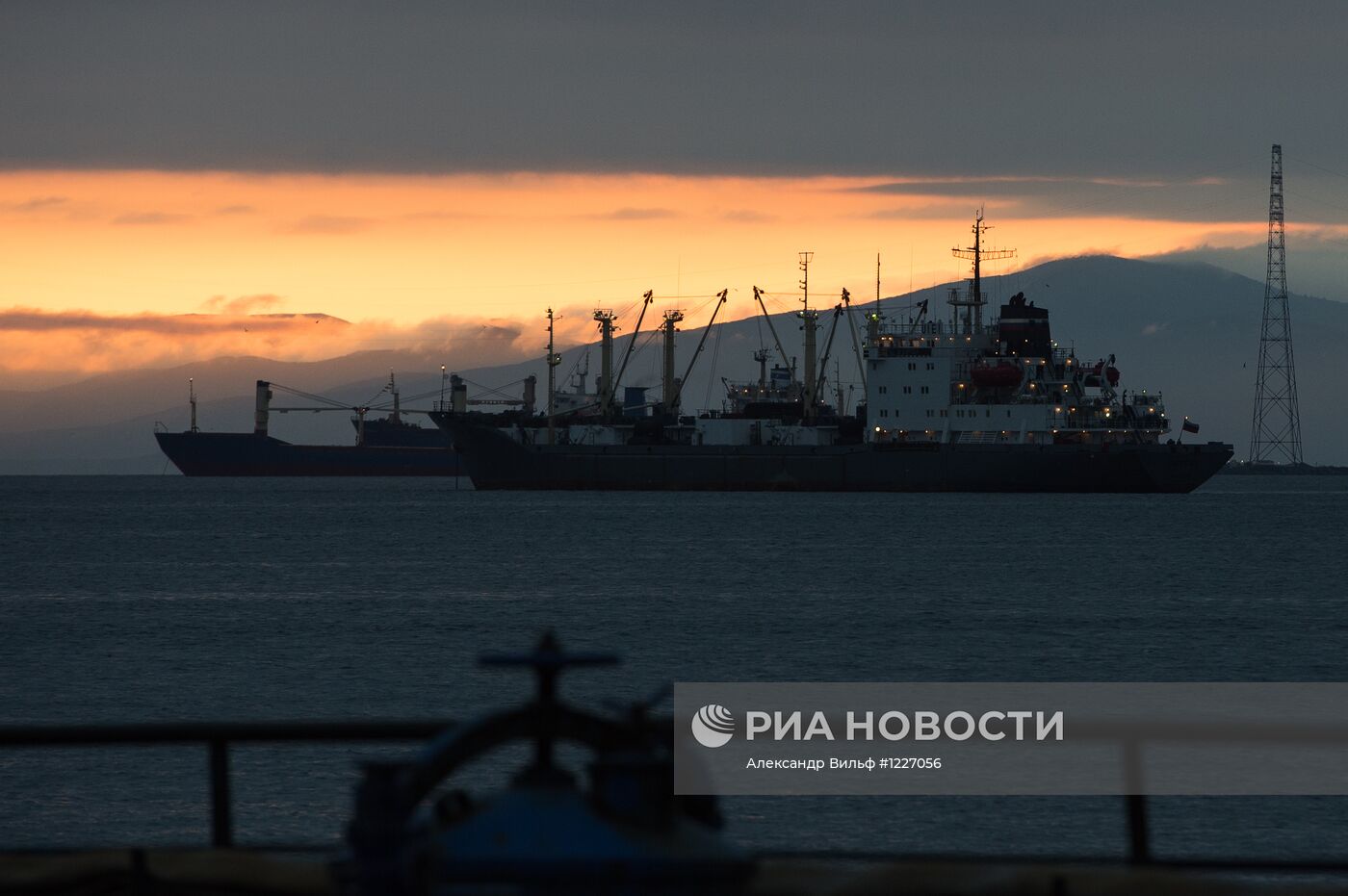 Виды Владивостока и острова Русский