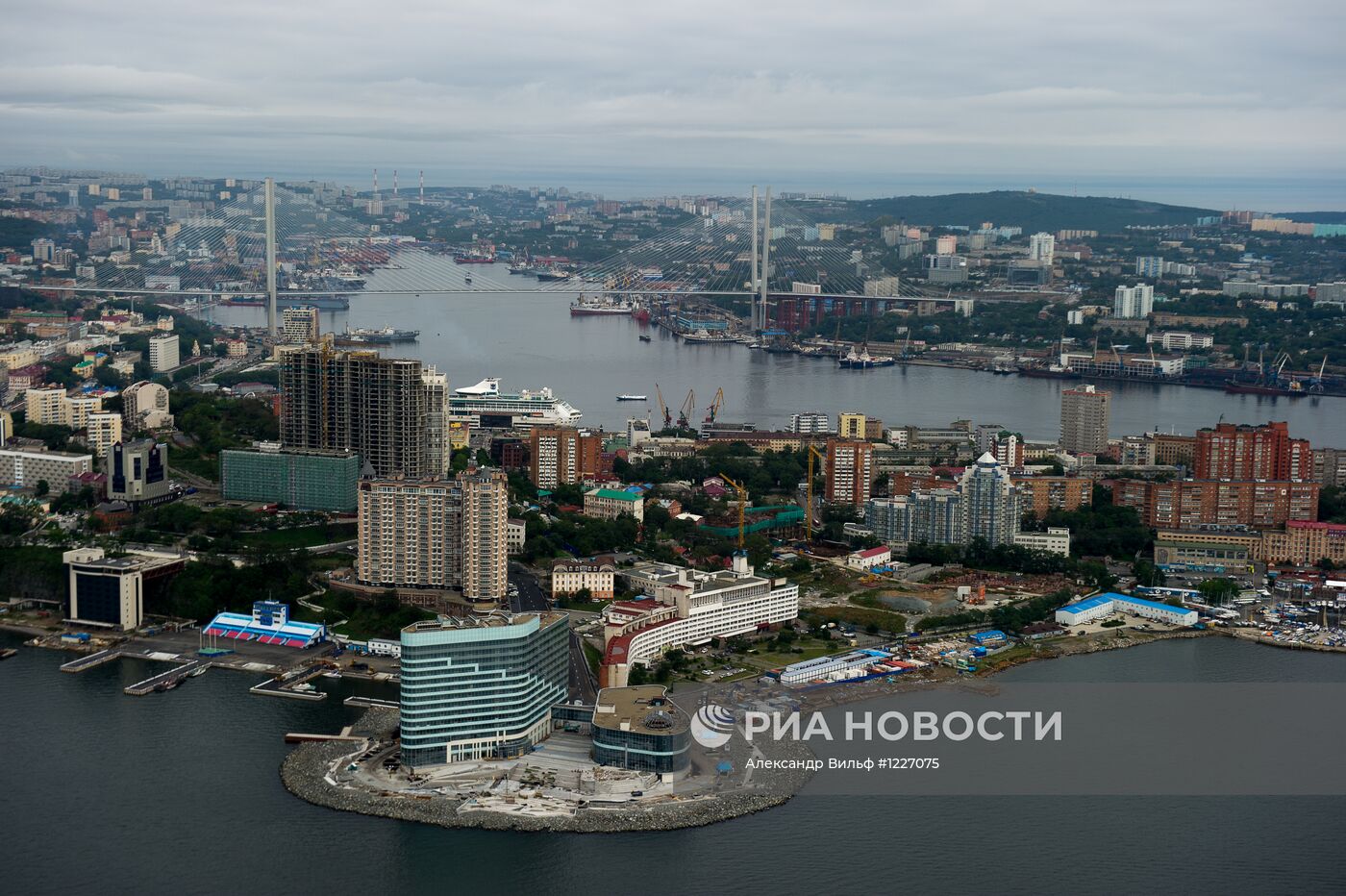 Виды Владивостока и острова Русский