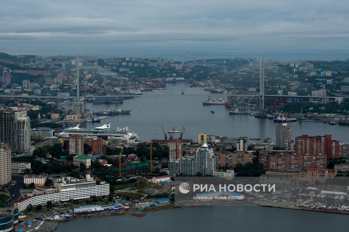 Виды Владивостока и острова Русский