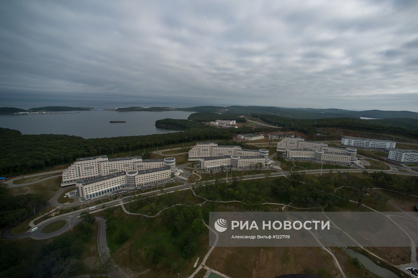 Виды Владивостока и острова Русский