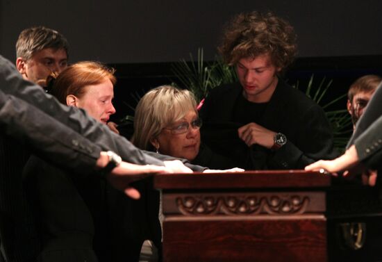 Прощание с актером Игорем Квашой