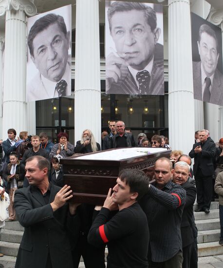 Прощание с актером Игорем Квашой