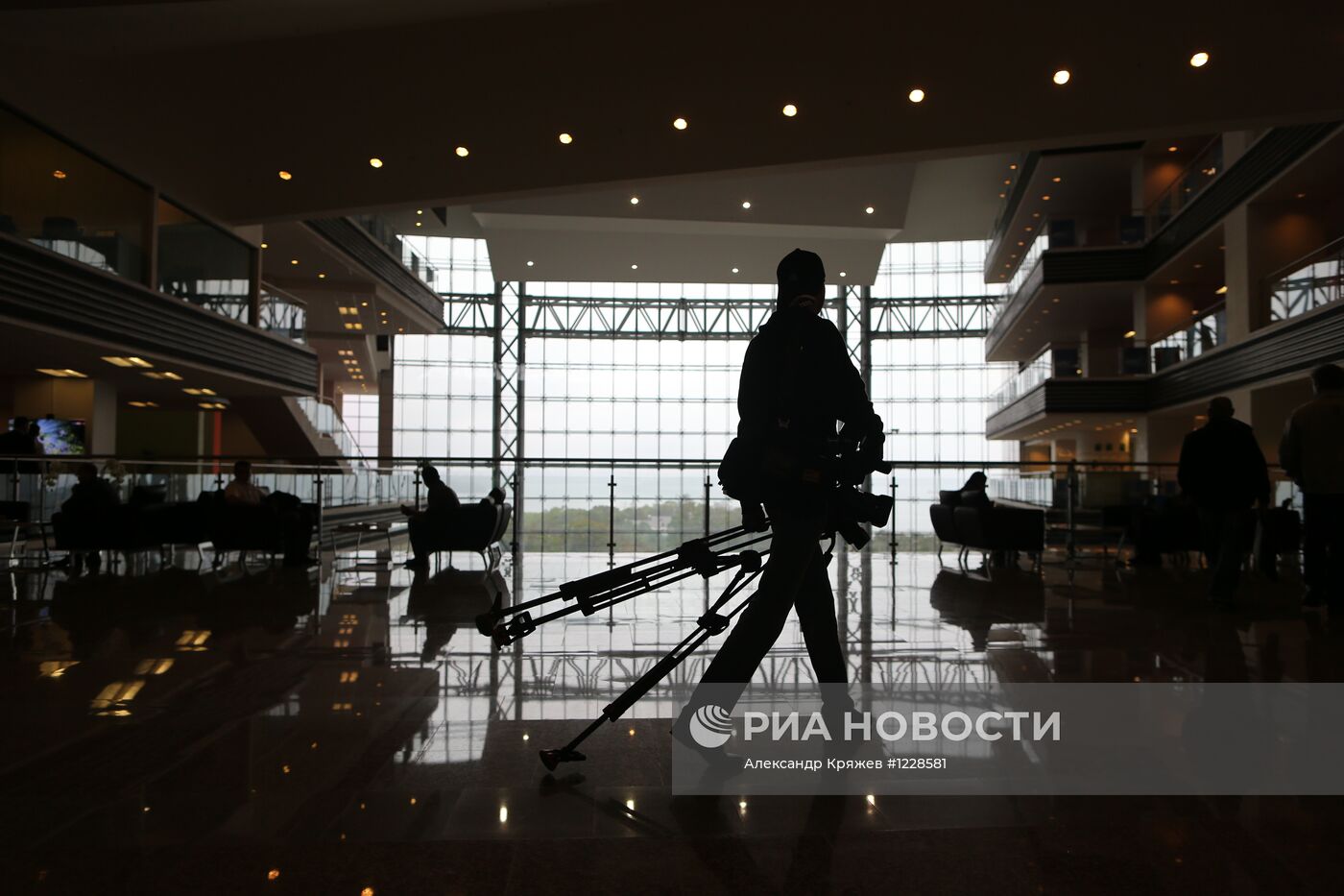 Работа Международного пресс-центра саммита АТЭС-2012