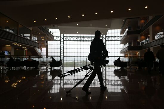Работа Международного пресс-центра саммита АТЭС-2012