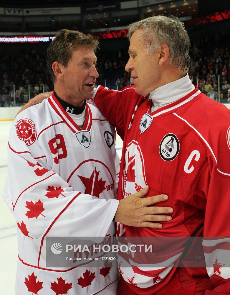 Хоккей. Матч, посвященный годовщине гибели ХК "Локомотив"