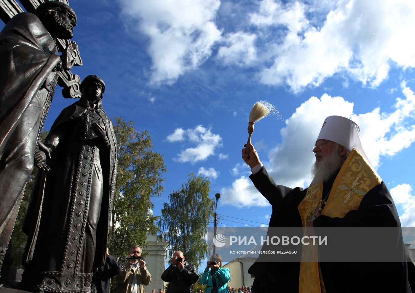 Открытие памятника Петру и Февронии в Великом Новгороде