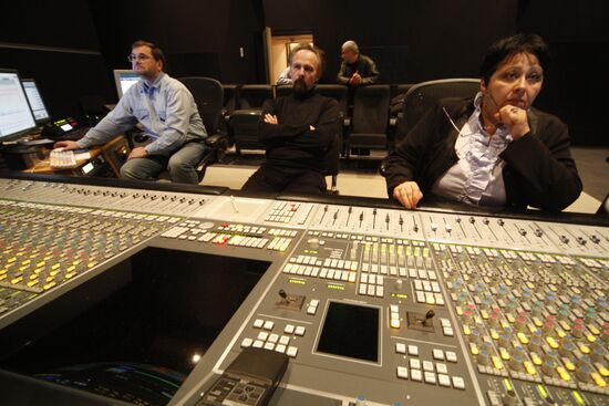 Работа киностудии "Ленфильм" в Санкт-Петербурге