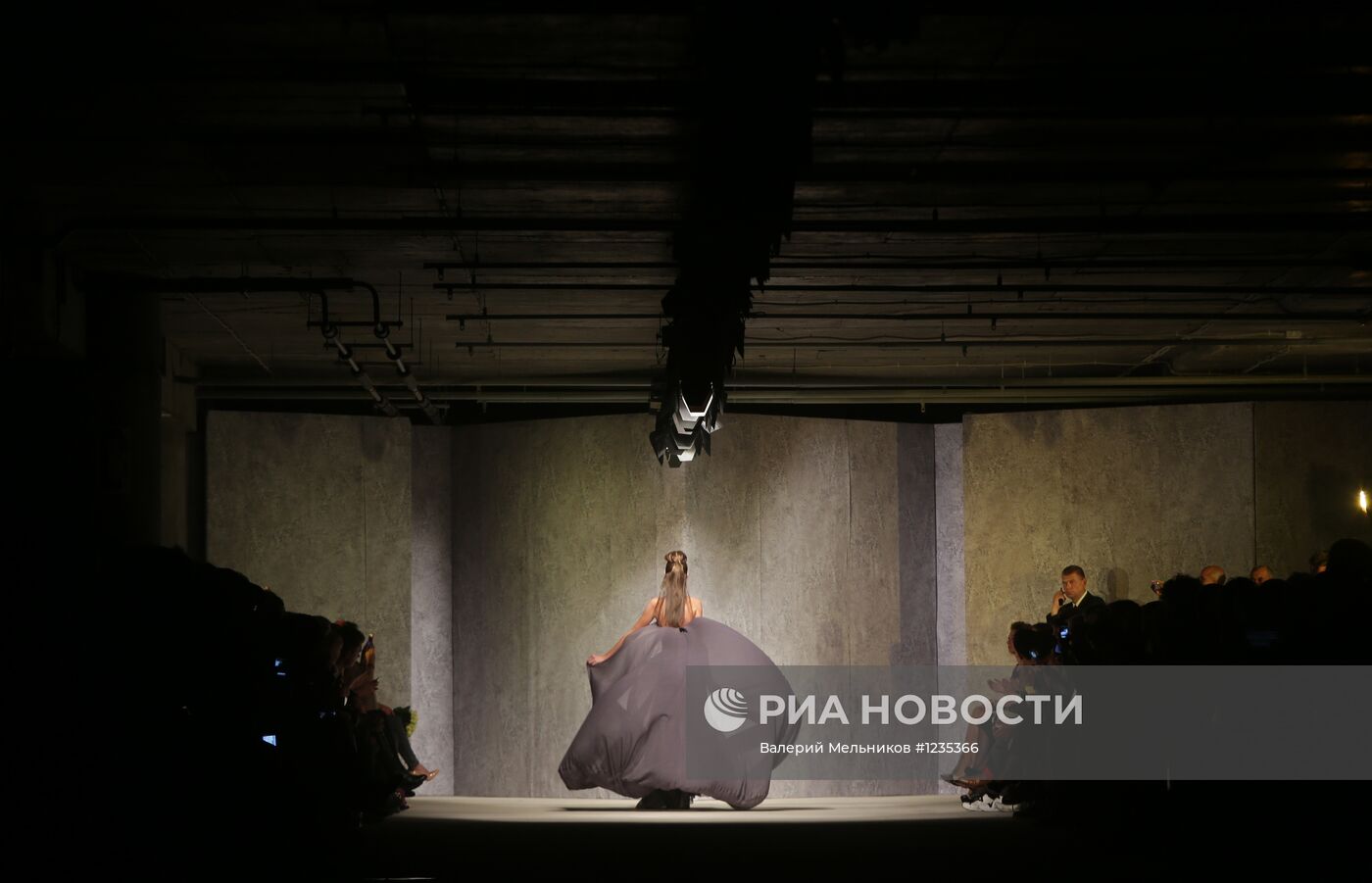 Юбилейный показ коллекции Haute Couture 2013 Игоря Чапурина