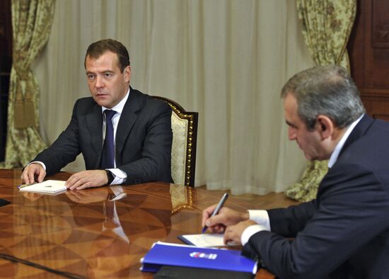 Премьер-министр РФ Д.Медведев встретился с руководством ЕР