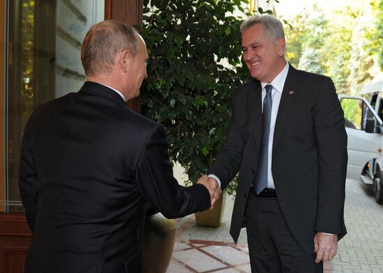 Президент России встретился с президентом Сербии в Сочи