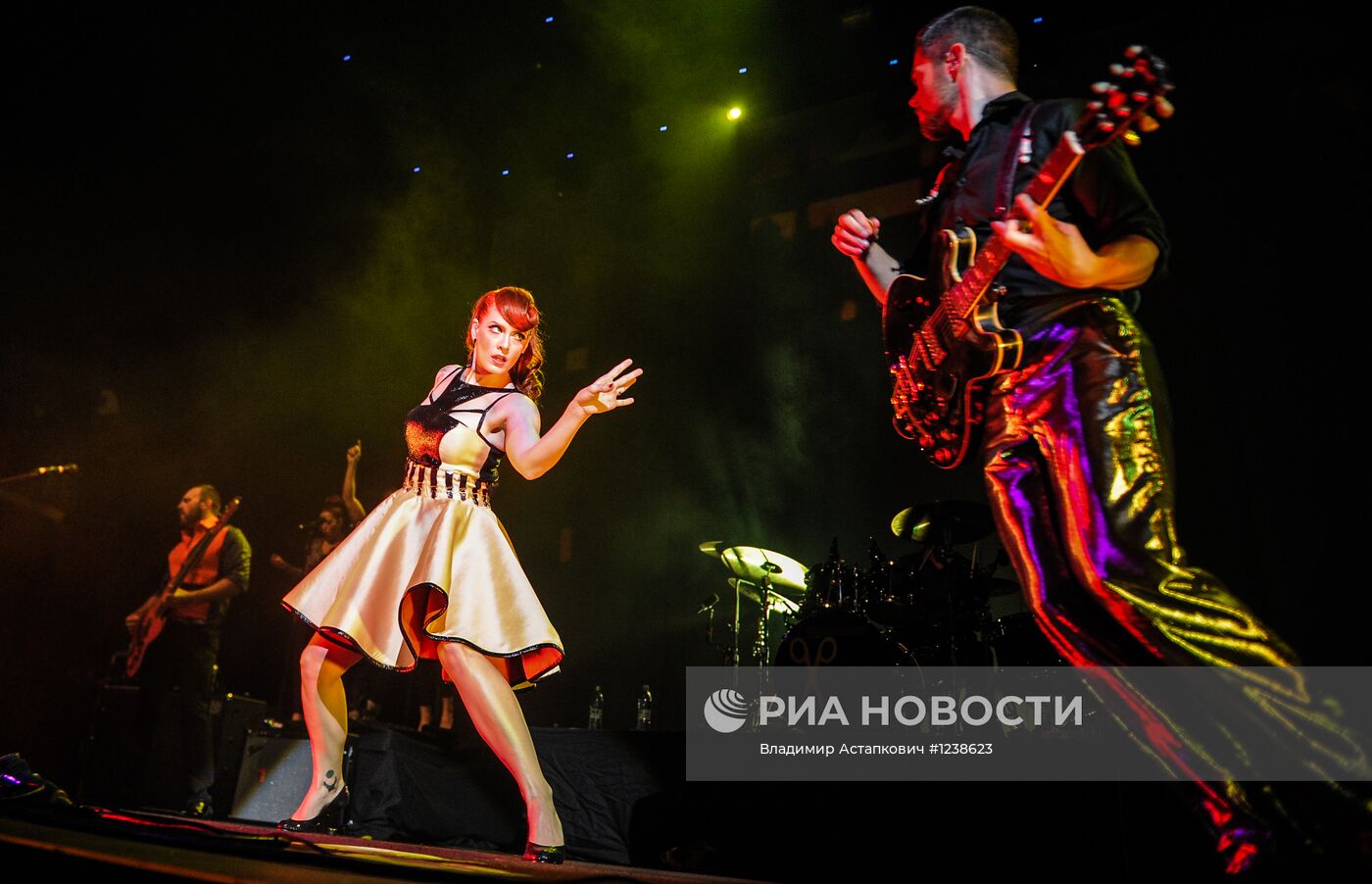 Концерт группы Scissor Sisters в Москве
