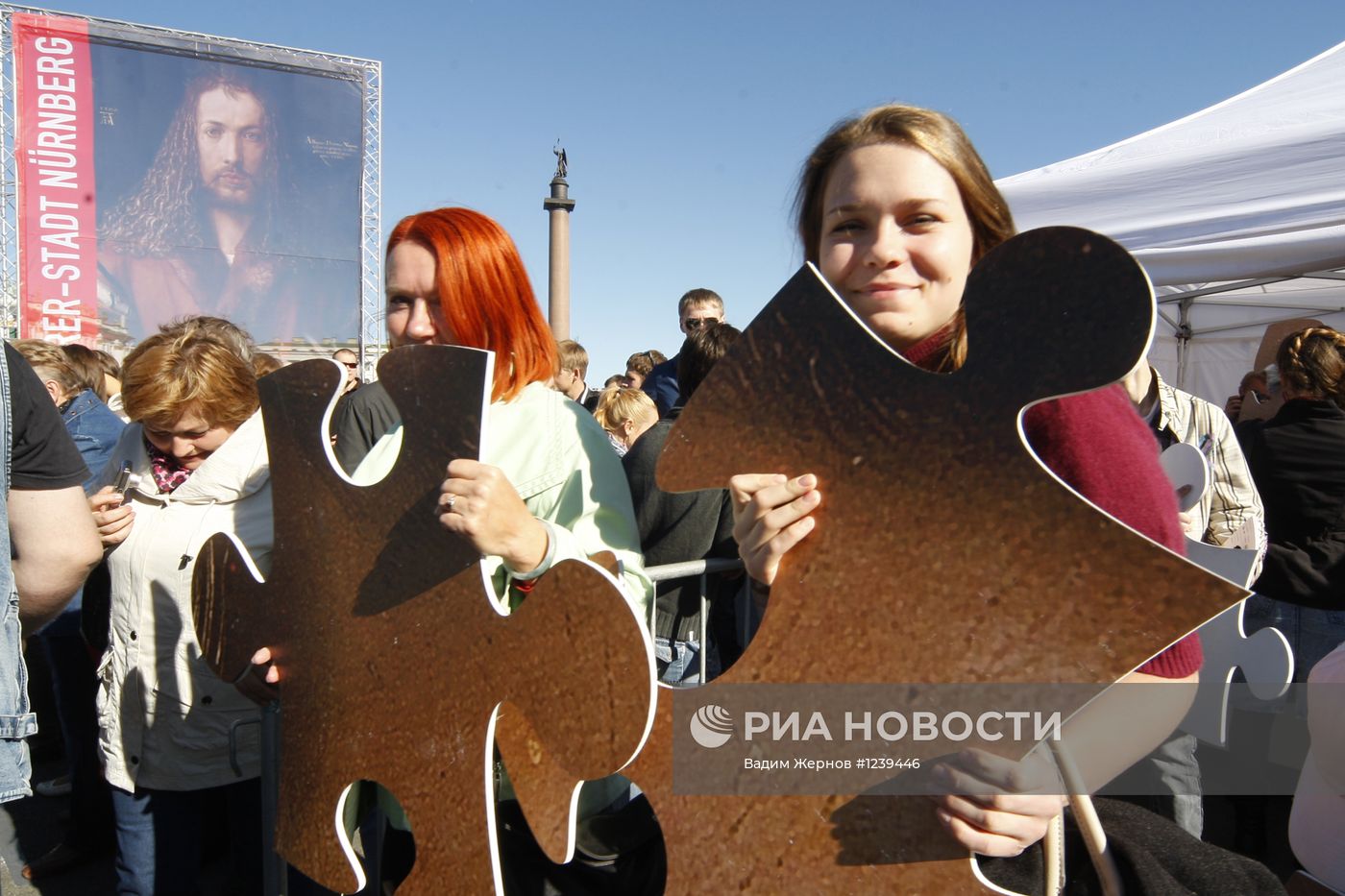 Гигантский пазл по картине Дюрера на Дворцовой площади