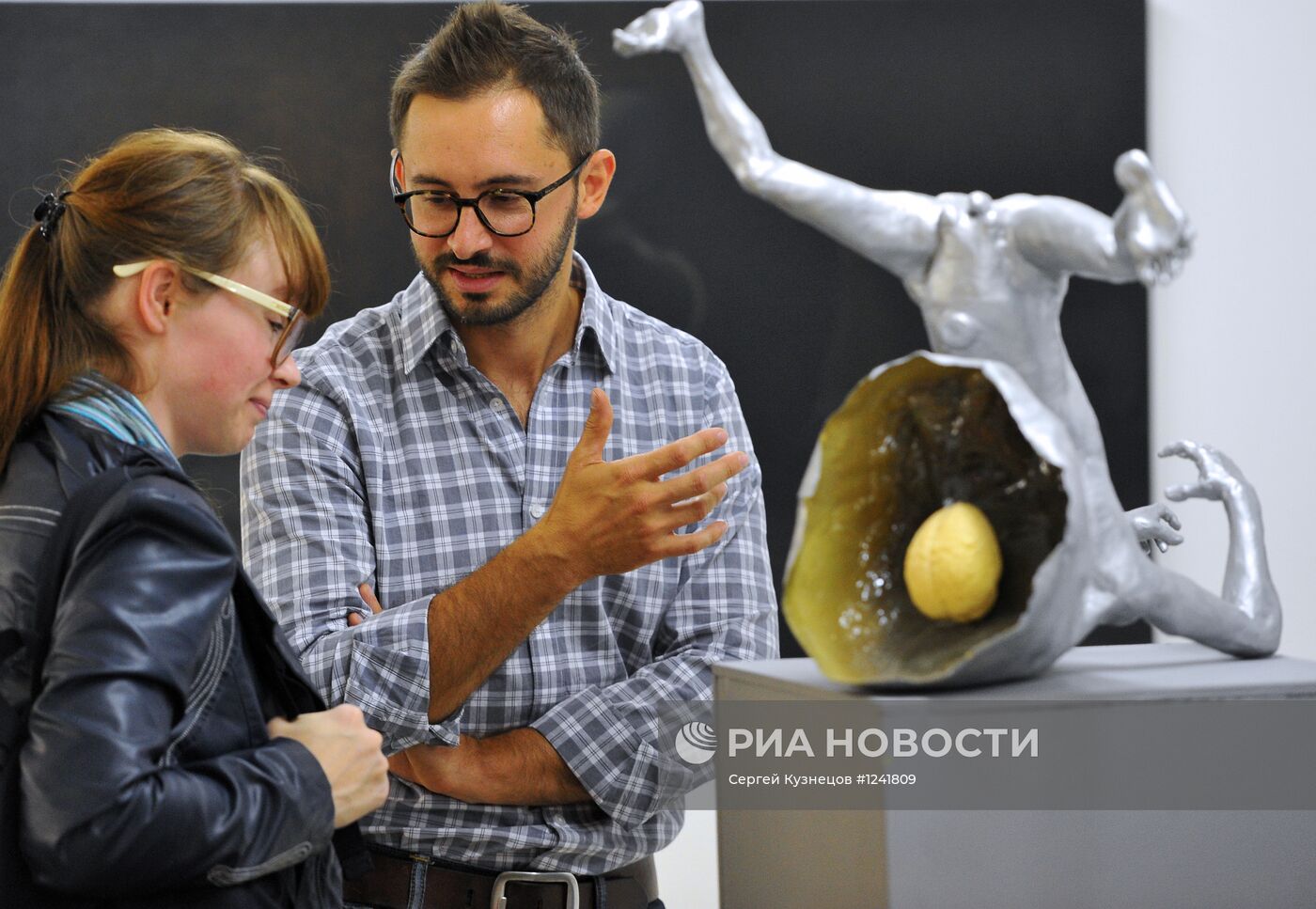 Открытие ярмарки современного искусства "Арт-Москва"