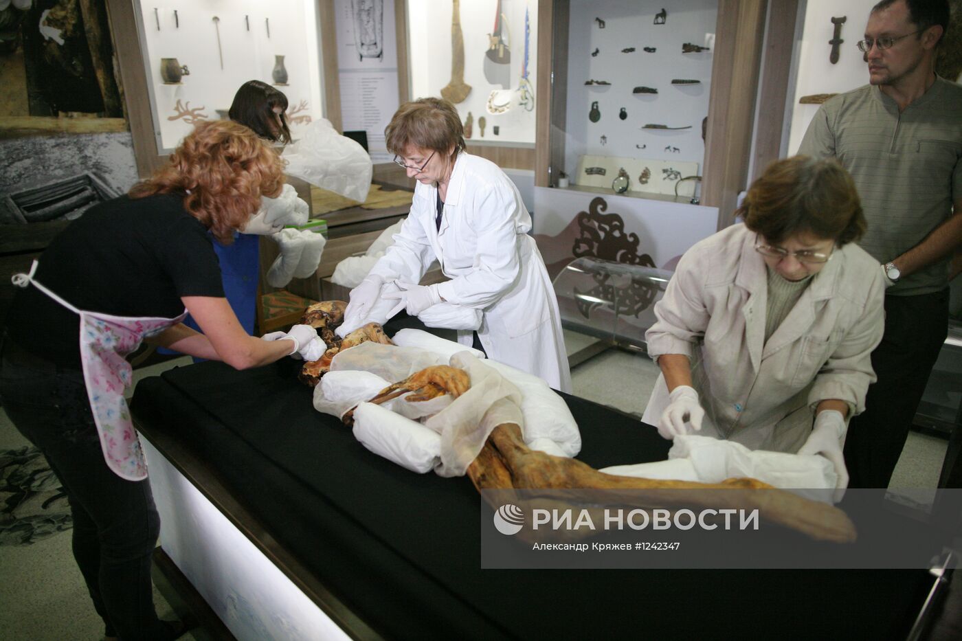 Транспортировка мумии "Принцессы Укока" на Алтай