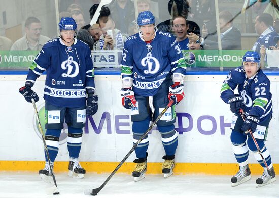 Хоккей. КХЛ. Матч "Динамо" (Москва) - "Динамо" (Минск)