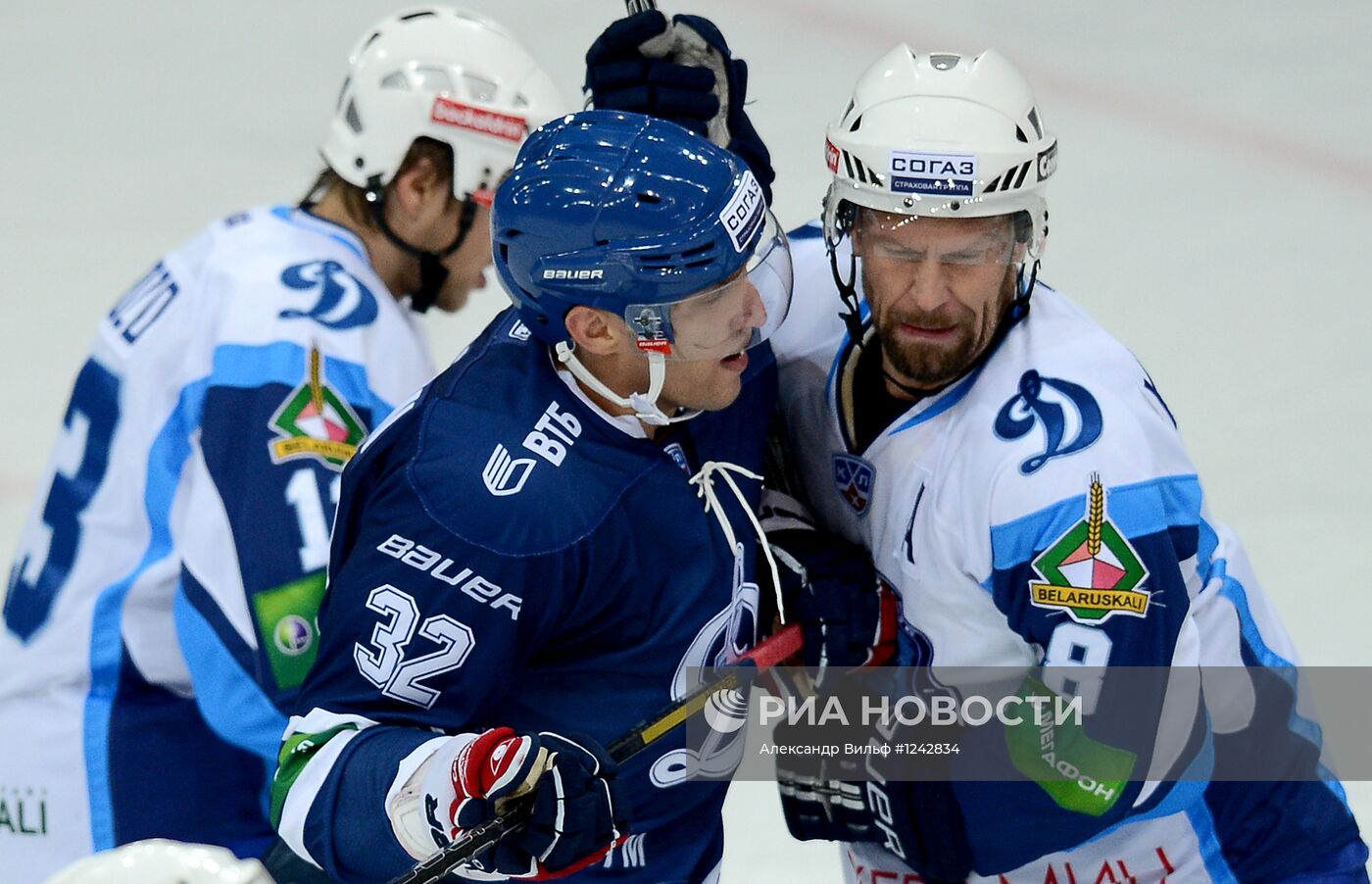 Хоккей. КХЛ. Матч "Динамо" (Москва) - "Динамо" (Минск)