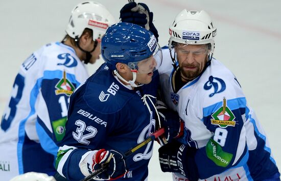 Хоккей. КХЛ. Матч "Динамо" (Москва) - "Динамо" (Минск)