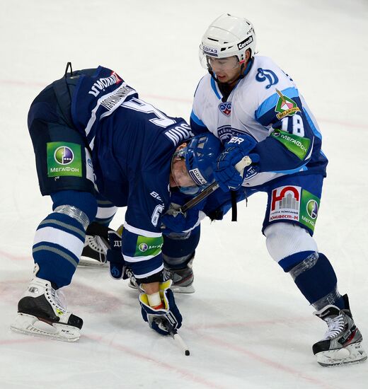 Хоккей. КХЛ. Матч "Динамо" (Москва) - "Динамо" (Минск)