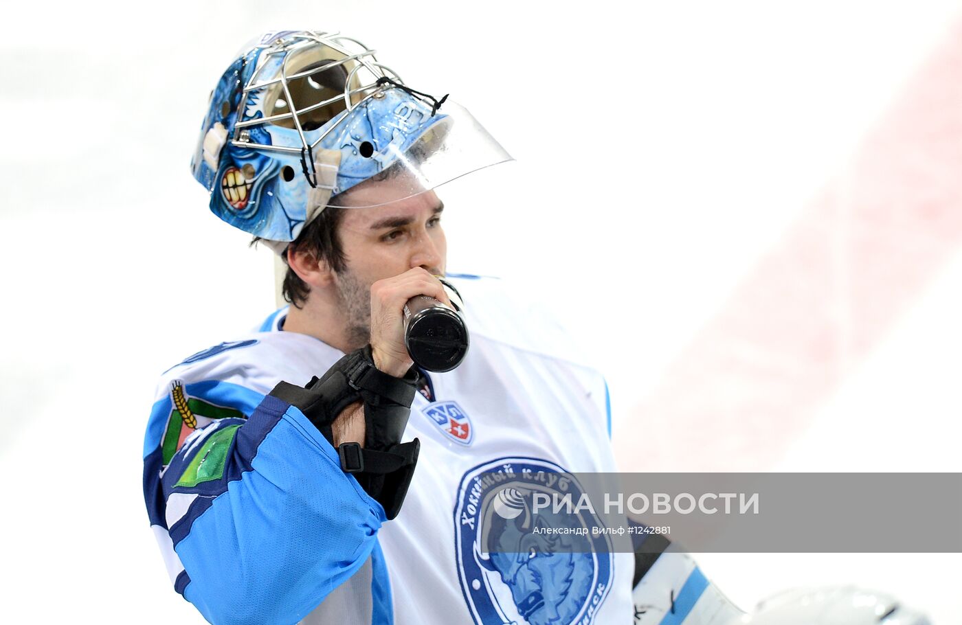 Хоккей. КХЛ. Матч "Динамо" (Москва) - "Динамо" (Минск)