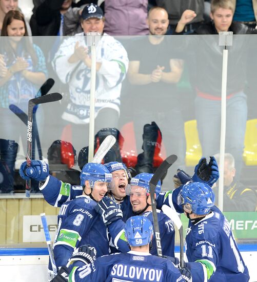 Хоккей. КХЛ. Матч "Динамо" (Москва) - "Динамо" (Минск)