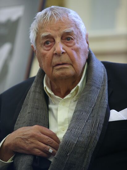 Пресс-конференция Ю.Любимова