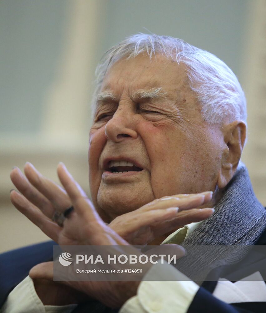 Пресс-конференция Ю.Любимова