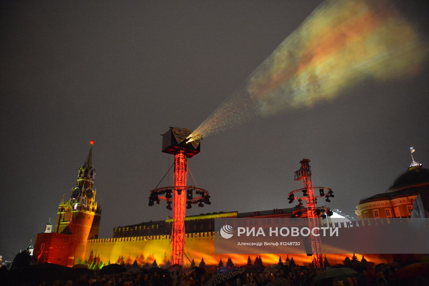 Второй московский международный фестиваль "Круг света"