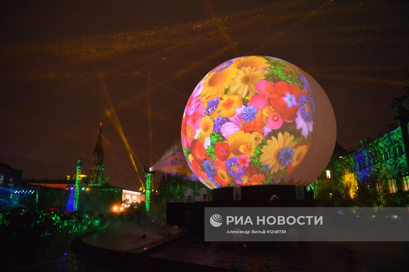 Второй московский международный фестиваль "Круг света"