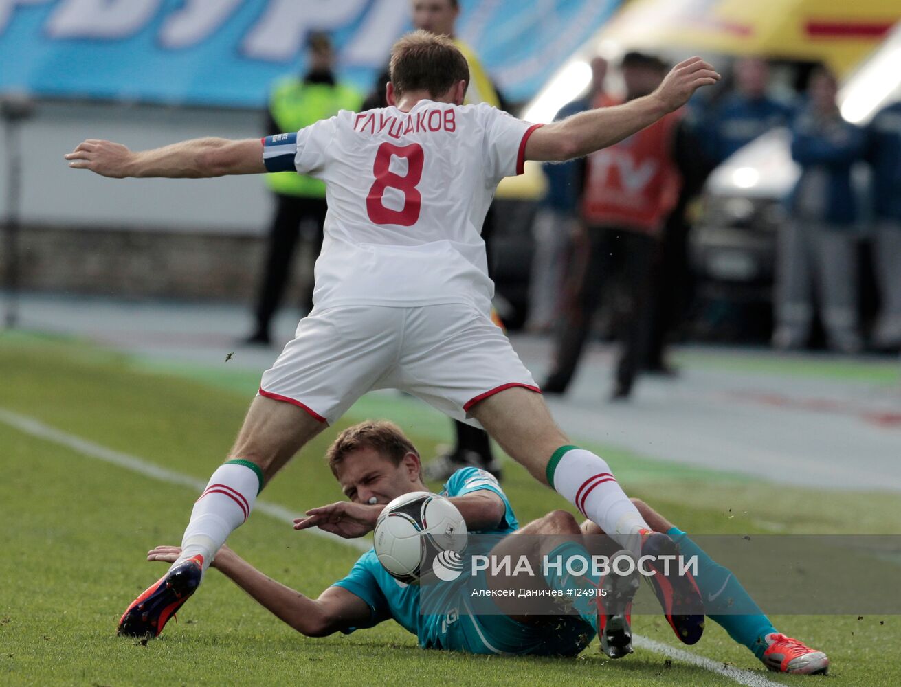 Футбол. РФПЛ. Матч "Зенит" - "Локомотив"