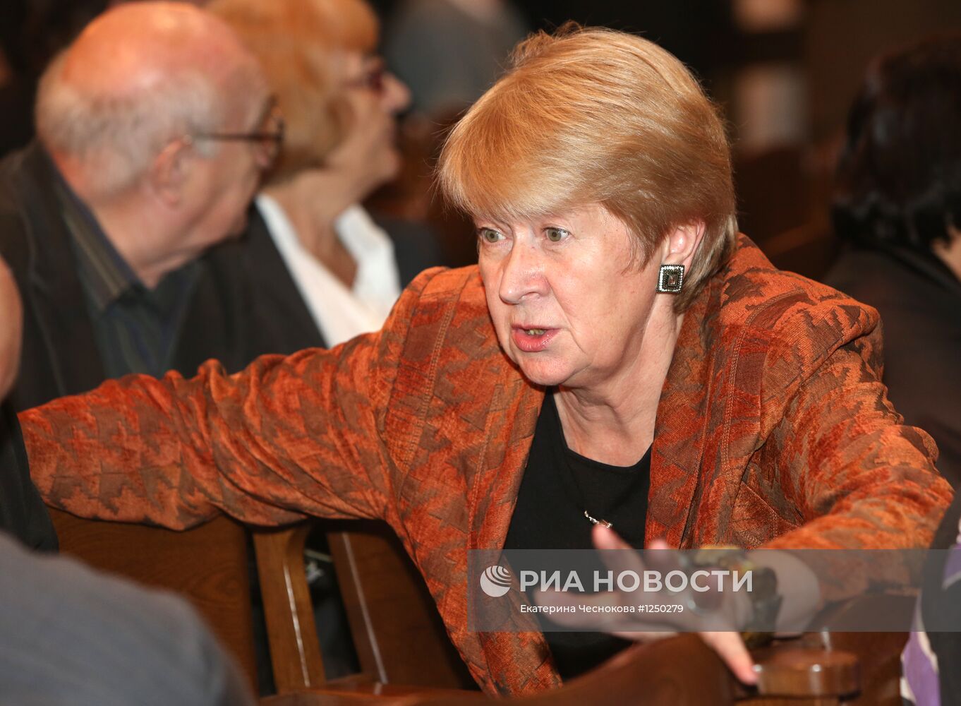 Вечер памяти Олега Ефремова в МХТ им. Чехова