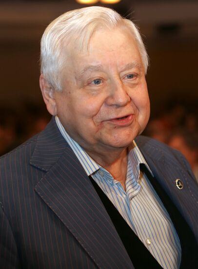 Вечер памяти Олега Ефремова в МХТ им. Чехова