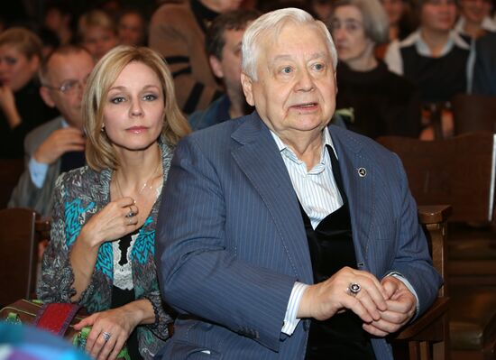 Вечер памяти Олега Ефремова в МХТ им. Чехова