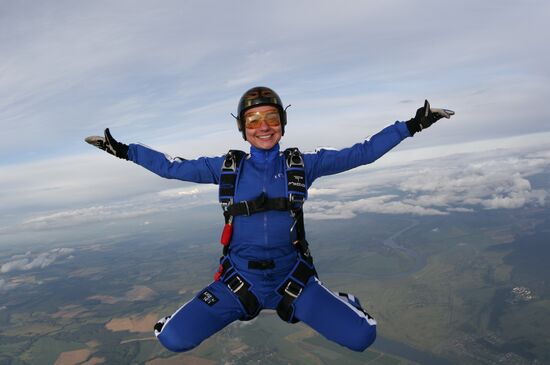 Скончалась российская парашютистка Ирина Синицына