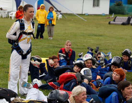 Скончалась российская парашютистка Ирина Синицына