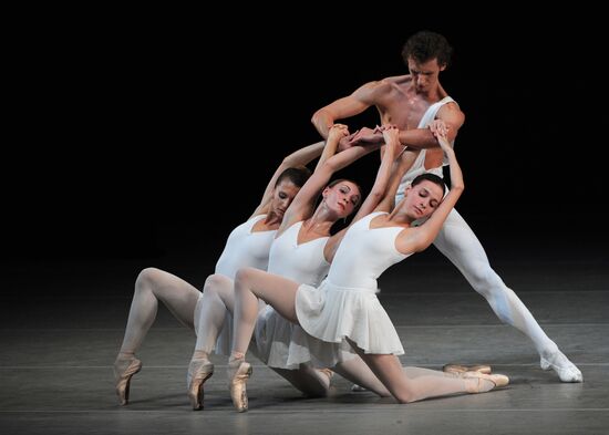 Прогон балета Игоря Стравинского "Аполлон Мусагет"