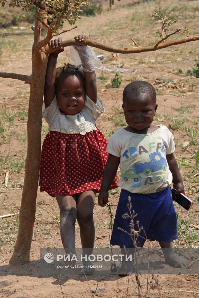 Дети в Зимбабве