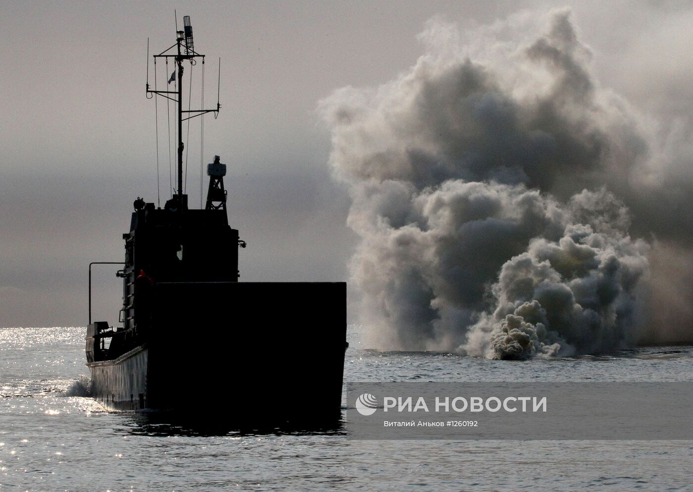 Учение по высадке воздушного и морского десантов в Приморье